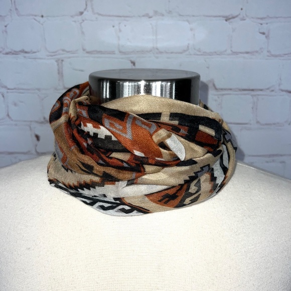 🛍️$3 Bundled Lightweight Tan Black Multicolor Infinity Scarf - Picture 1 of 9